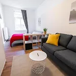 Fullhouse - Nh14 - 3 Bedrooms, Washing Machine Halle (Saale)