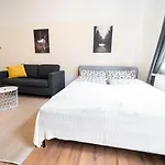 Fullhouse - Nh14 - 3 Bedrooms, Washing Machine Halle (Saale)