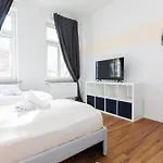 Fullhouse - Nh14 - 3 Bedrooms, Washing Machine * Halle (Saale)