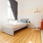 Fullhouse - Nh14 - 3 Bedrooms, Washing Machine Halle (Saale)