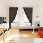 Fullhouse - Nh14 - 3 Bedrooms, Washing Machine Apartment Halle (Saale)