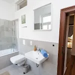 Fullhouse - Nh14 - 3 Bedrooms, Washing Machine * Halle (Saale)