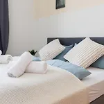 Fullhouse - Nh14 - 3 Bedrooms, Washing Machine Halle (Saale)