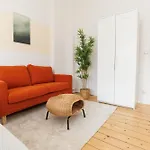 Apartment Fullhouse - Nh14 - 3 Bedrooms, Washing Machine