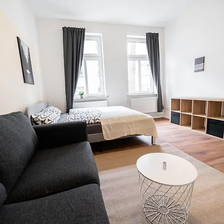 Fullhouse - Nh14 - 3 Bedrooms, Washing Machine Halle (Saale)