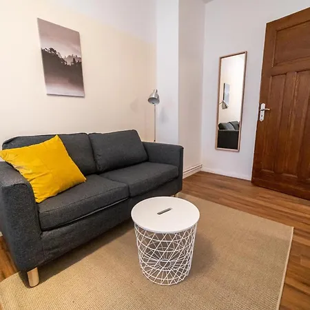 Fullhouse - Halle - Nh14 - Daylight Bathroom - 3 Bedrooms * Halle (Saale)