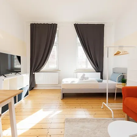 Fullhouse - Nh14 - 3 Bedrooms, Washing Machine Apartment Halle (Saale)