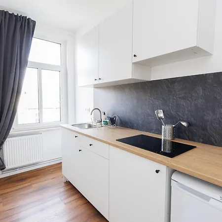 Fullhouse - Nh14 - 3 Bedrooms, Washing Machine Apartment Halle (Saale)