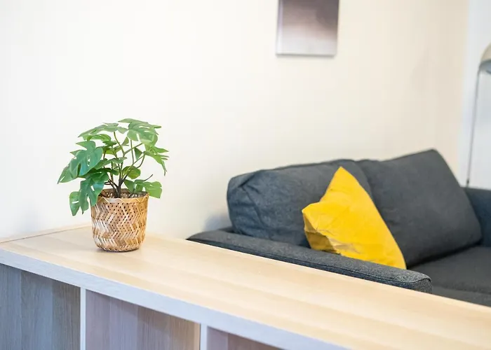 Apartment Fullhouse - Nh14 Apartments - 3 Bedrooms, Washing Machine