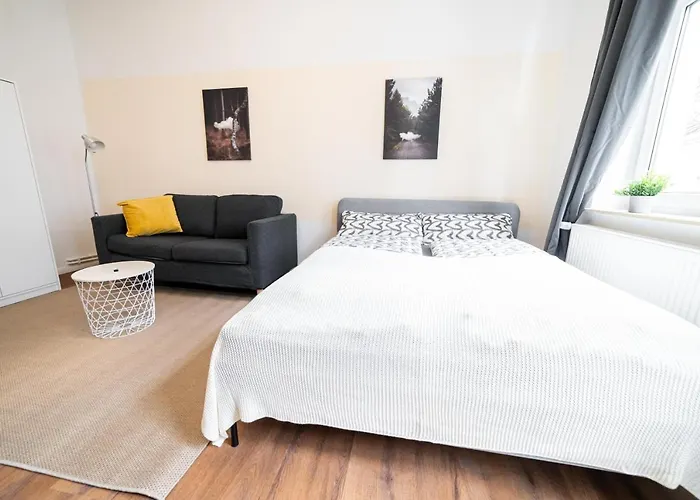 Fullhouse - Nh14 Apartments - 3 Bedrooms, Washing Machine Halle (Saale)