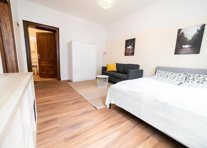 Fullhouse - Nh14 Apartments - 3 Bedrooms, Washing Machine Halle (Saale)