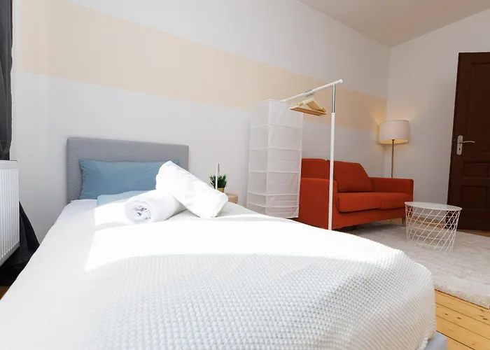 Fullhouse - Nh14 - 3 Bedrooms, Washing Machine