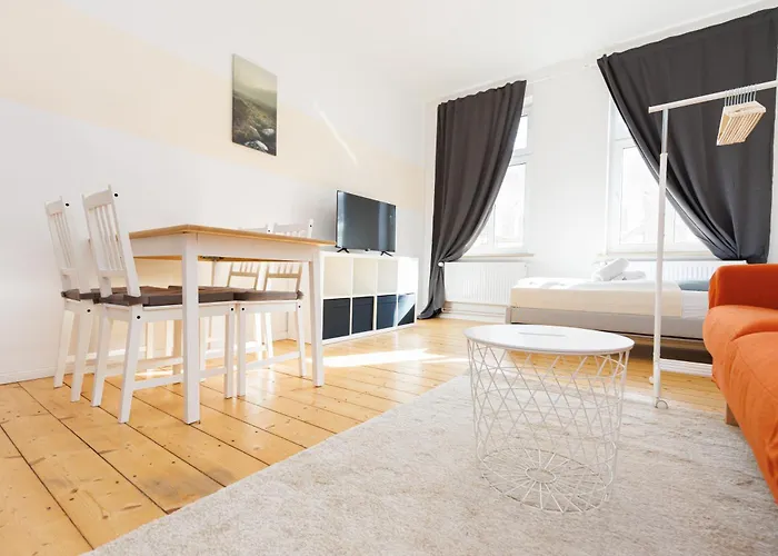 Fullhouse - Nh14 - 3 Bedrooms, Washing Machine Halle (Saale)