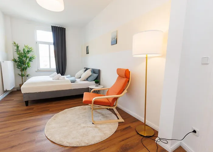 Fullhouse - Nh14 - 3 Bedrooms, Washing Machine