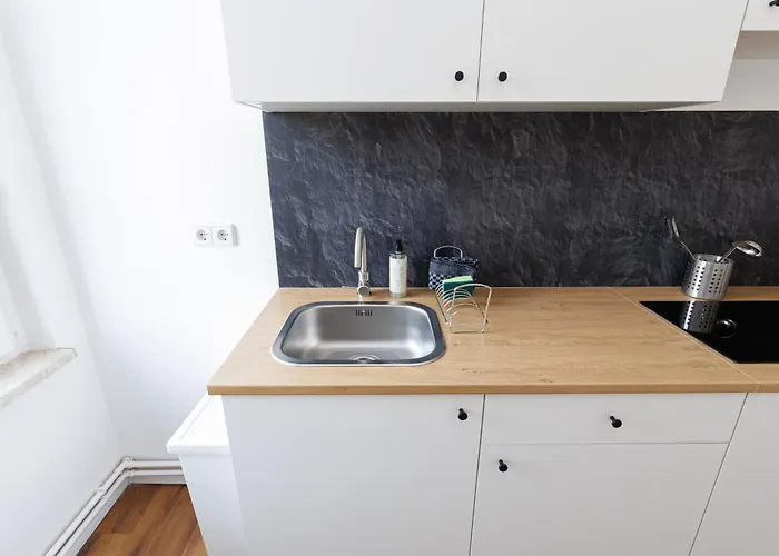 Fullhouse - Nh14 - 3 Bedrooms, Washing Machine Halle (Saale)