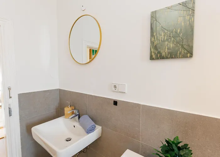 Fullhouse - Nh14 - 3 Bedrooms, Washing Machine Halle (Saale)