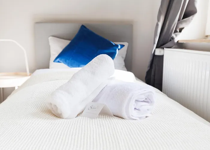 Fullhouse - Nh14 - 3 Bedrooms, Washing Machine * Halle (Saale)